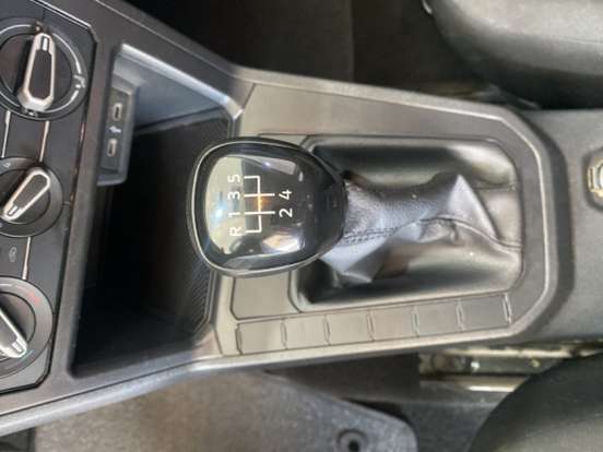 VOLKSWAGEN-POLO-2024