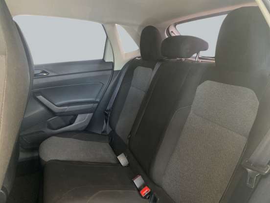 VOLKSWAGEN-POLO-2024