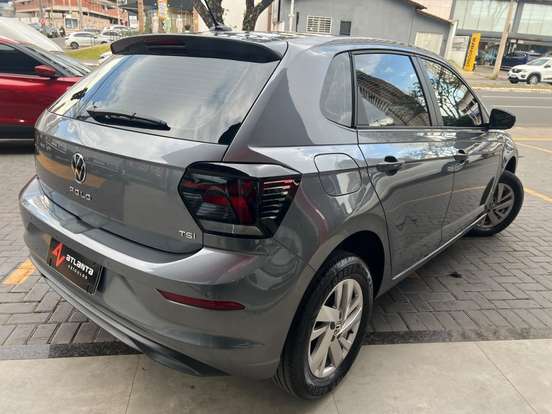 VOLKSWAGEN-POLO-2025