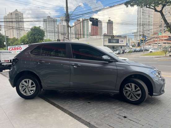 VOLKSWAGEN-POLO-2025