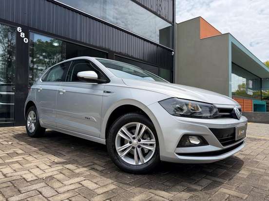 VOLKSWAGEN-POLO-2019