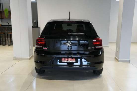 VOLKSWAGEN-POLO-2020