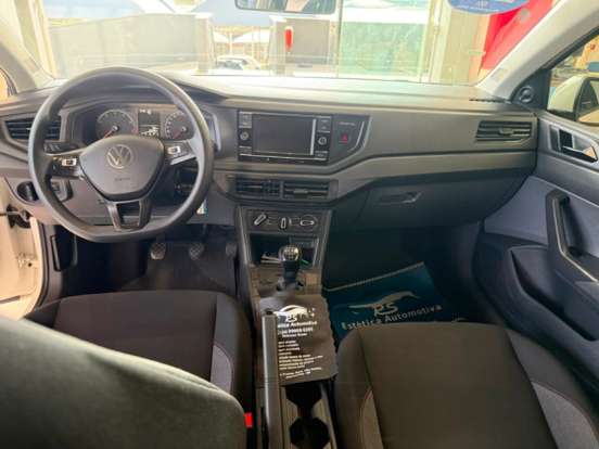 VOLKSWAGEN-POLO-2023