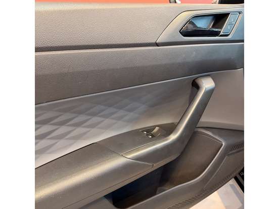 VOLKSWAGEN-POLO-1.0 MPI MANUAL VOLKSWAGEN-POLO-2023