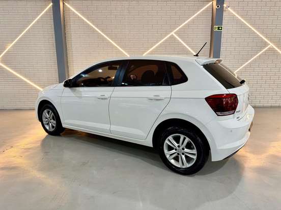 VOLKSWAGEN-POLO-1.0 MPI TOTAL FLEX MANUAL VOLKSWAGEN-POLO-2019