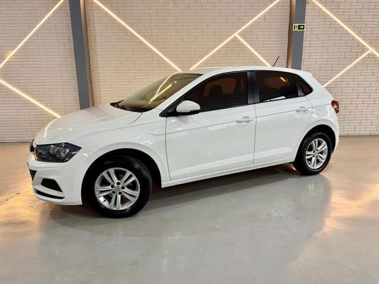 VOLKSWAGEN-POLO-1.0 MPI TOTAL FLEX MANUAL VOLKSWAGEN-POLO-2019