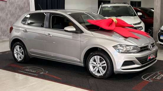 VOLKSWAGEN-POLO-2018