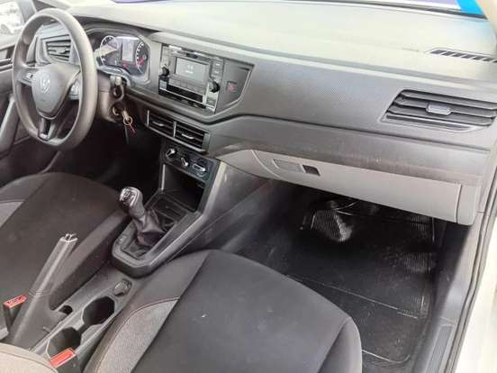 VOLKSWAGEN-POLO-2024