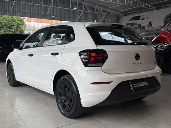 VOLKSWAGEN-POLO-2023