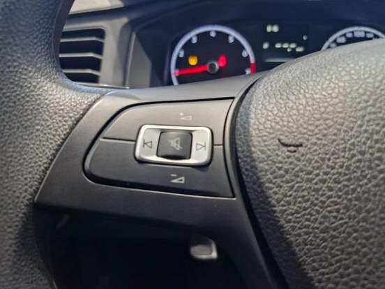 VOLKSWAGEN-POLO-2023