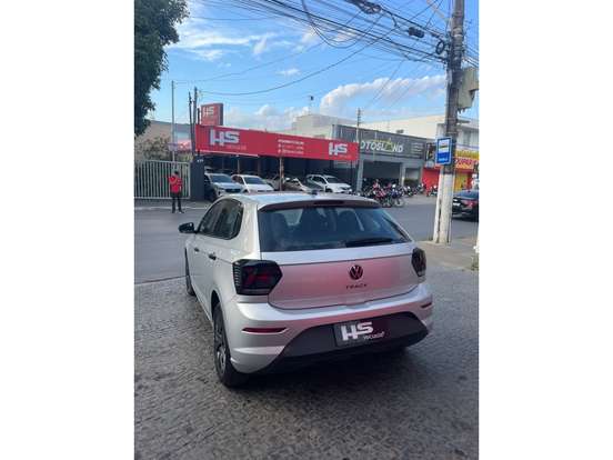 VOLKSWAGEN-POLO-2024