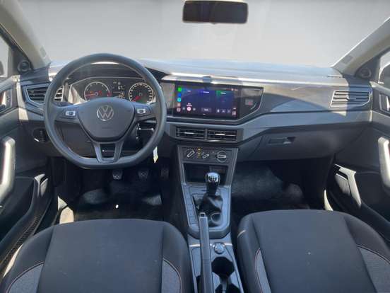 VOLKSWAGEN-POLO-2025