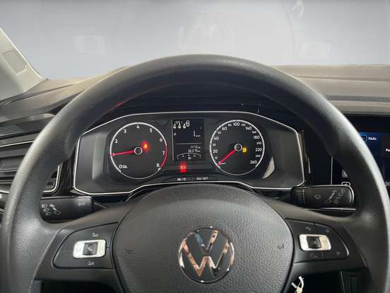 VOLKSWAGEN-POLO-2025
