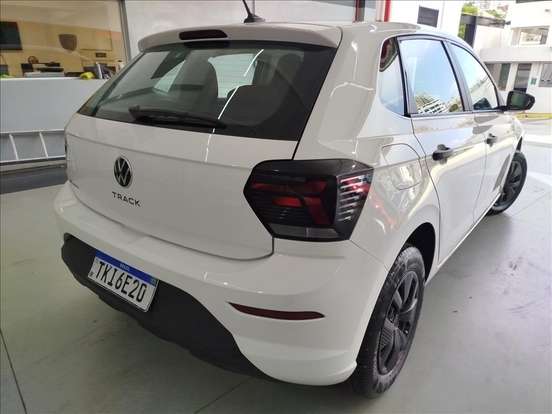 VOLKSWAGEN-POLO-2024