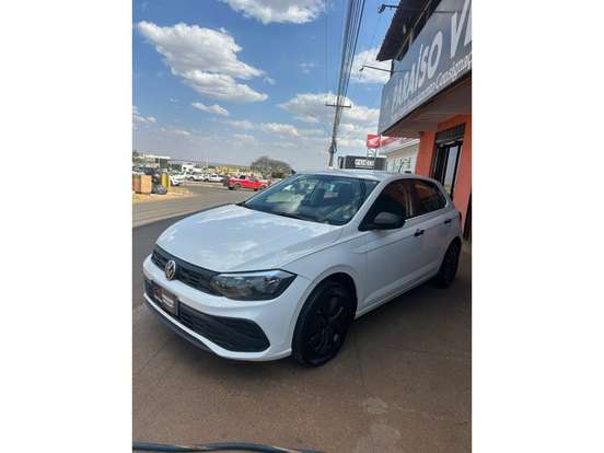 VOLKSWAGEN-POLO-2024