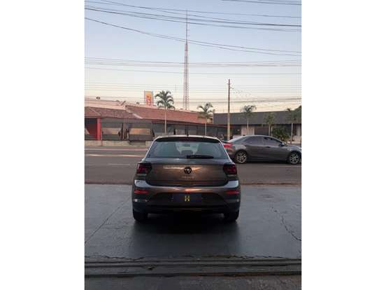 VOLKSWAGEN-POLO-2023