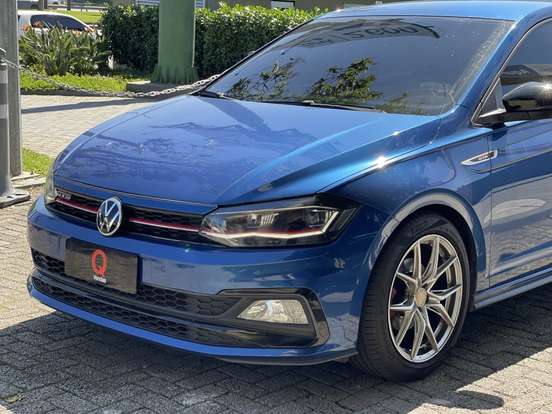 VOLKSWAGEN-POLO-2021