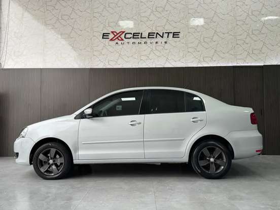 VOLKSWAGEN-POLO SEDAN-1.6 MI 8V FLEX 4P AUTOMATIZADO VOLKSWAGEN-POLO SEDAN-2012