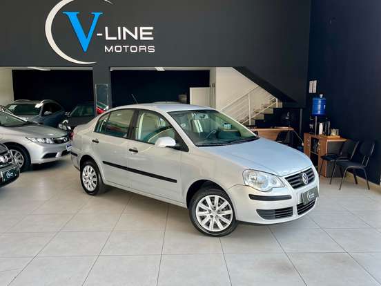 VOLKSWAGEN-POLO SEDAN-2009