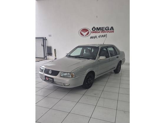 VOLKSWAGEN SANTANA 1.8 MI 8V GASOLINA 4P MANUAL