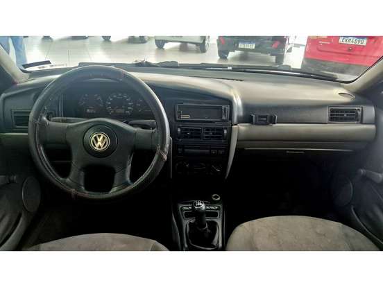 VOLKSWAGEN-SANTANA-1.8 MI 8V GASOLINA 4P MANUAL VOLKSWAGEN-SANTANA-2001