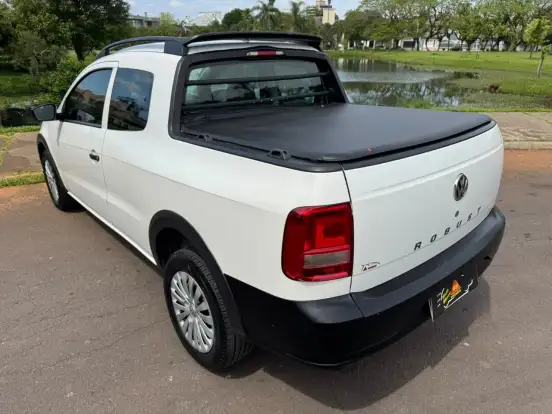 VOLKSWAGEN-SAVEIRO-2023