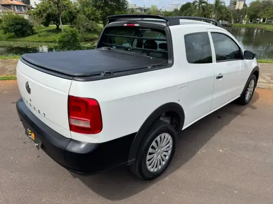 VOLKSWAGEN-SAVEIRO-2023