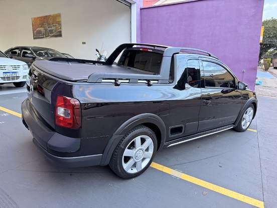 VOLKSWAGEN-SAVEIRO-2011