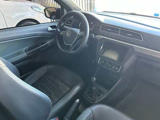 VOLKSWAGEN-SAVEIRO-2024