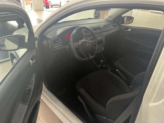 VOLKSWAGEN-SAVEIRO-2024