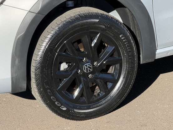 VOLKSWAGEN-SAVEIRO-2025
