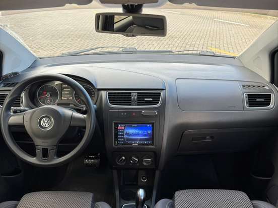 VOLKSWAGEN-SPACEFOX-1.6 MI SPORTLINE 8V FLEX 4P AUTOMATIZADO VOLKSWAGEN-SPACEFOX-2011