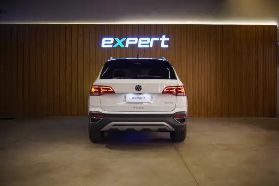 VOLKSWAGEN-TAOS-2025