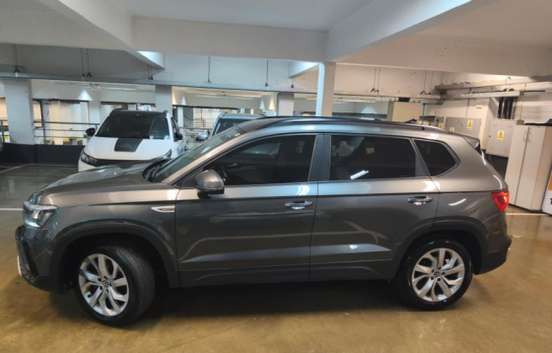 VOLKSWAGEN-TAOS-2021