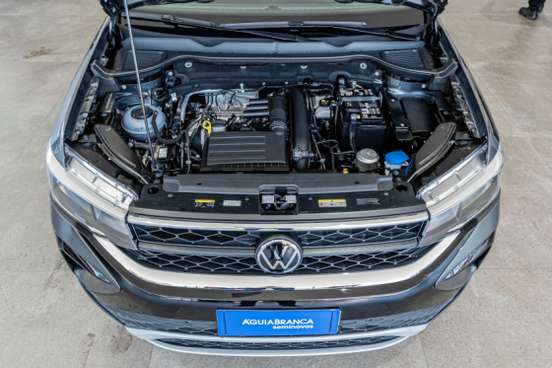 VOLKSWAGEN-TAOS-2024