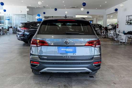 VOLKSWAGEN-TAOS-2024