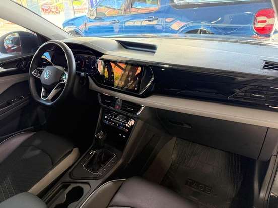 VOLKSWAGEN-TAOS-2024