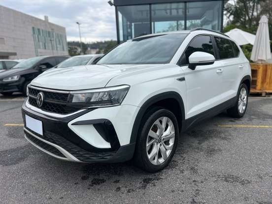 VOLKSWAGEN-TAOS-2023