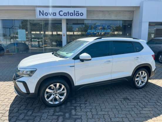 VOLKSWAGEN-TAOS-1.4 250 TSI TOTAL FLEX COMFORTLINE AUTOMÁTICO VOLKSWAGEN-TAOS-2022