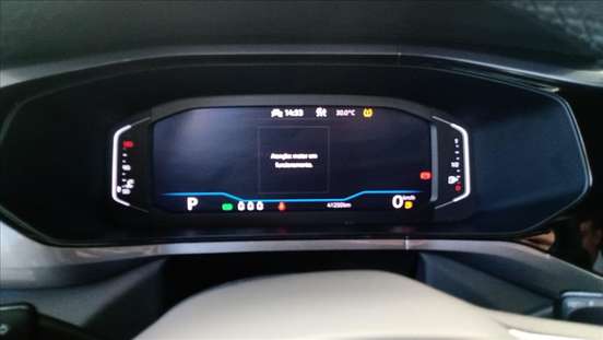 VOLKSWAGEN-TAOS-2021