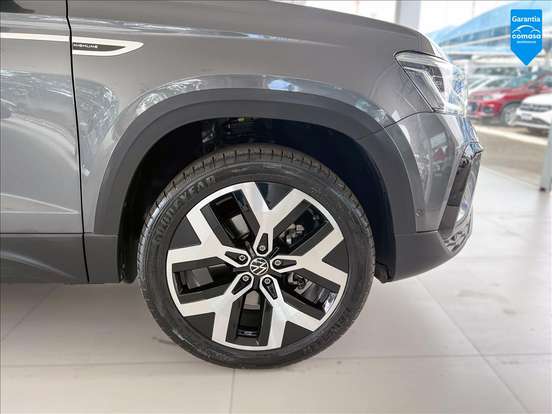VOLKSWAGEN-TAOS-2024
