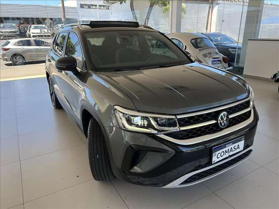 VOLKSWAGEN-TAOS-2022