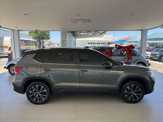VOLKSWAGEN-TAOS-1.4 250 TSI TOTAL FLEX HIGHLINE AUTOMÁTICO VOLKSWAGEN-TAOS-2022
