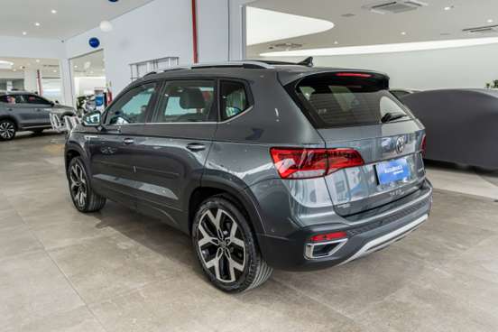 VOLKSWAGEN-TAOS-1.4 250 TSI TOTAL FLEX HIGHLINE AUTOMÁTICO VOLKSWAGEN-TAOS-2024