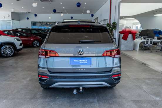 VOLKSWAGEN-TAOS-2025