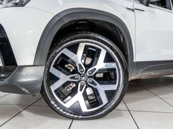 VOLKSWAGEN-TAOS-1.4 250 TSI TOTAL FLEX HIGHLINE AUTOMÁTICO VOLKSWAGEN-TAOS-2023