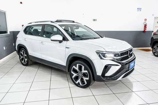 VOLKSWAGEN-TAOS-2023