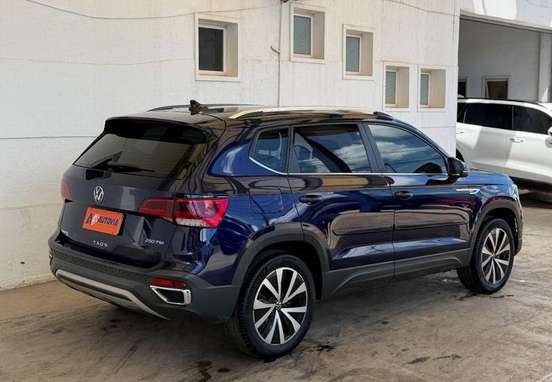 VOLKSWAGEN-TAOS-2022
