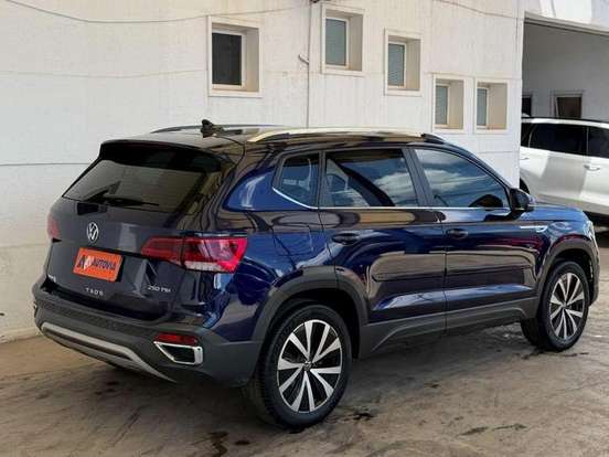 VOLKSWAGEN-TAOS-1.4 250 TSI TOTAL FLEX HIGHLINE AUTOMÁTICO VOLKSWAGEN-TAOS-2022