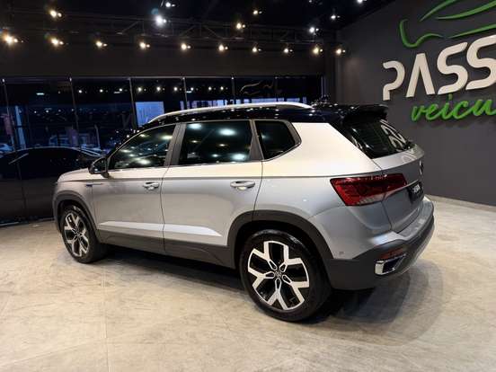 VOLKSWAGEN-TAOS-1.4 250 TSI TOTAL FLEX HIGHLINE AUTOMÁTICO VOLKSWAGEN-TAOS-2024